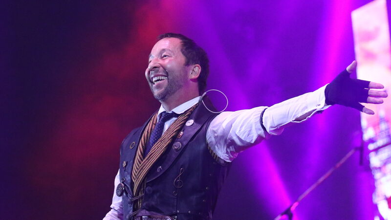 DJ BoBo na pódiu